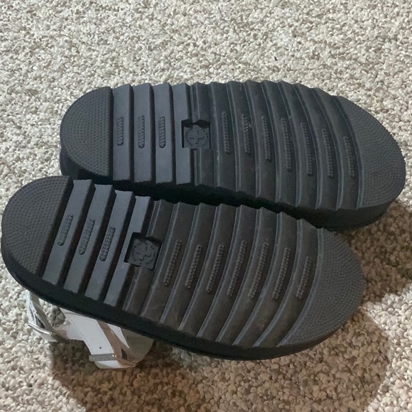 DR MARTENS Voss quad Sandals - Picture 11 of 13